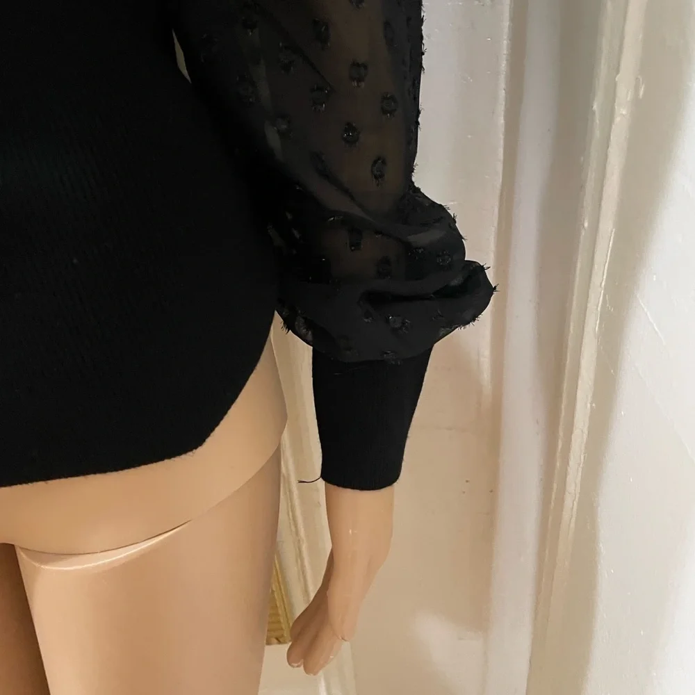 Carmen Marc Valvo Black Blouse with Sheer Sleeves - Picture 9 of 12